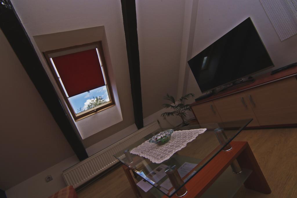 פוז'ינה Apartment House Lalita מראה חיצוני תמונה